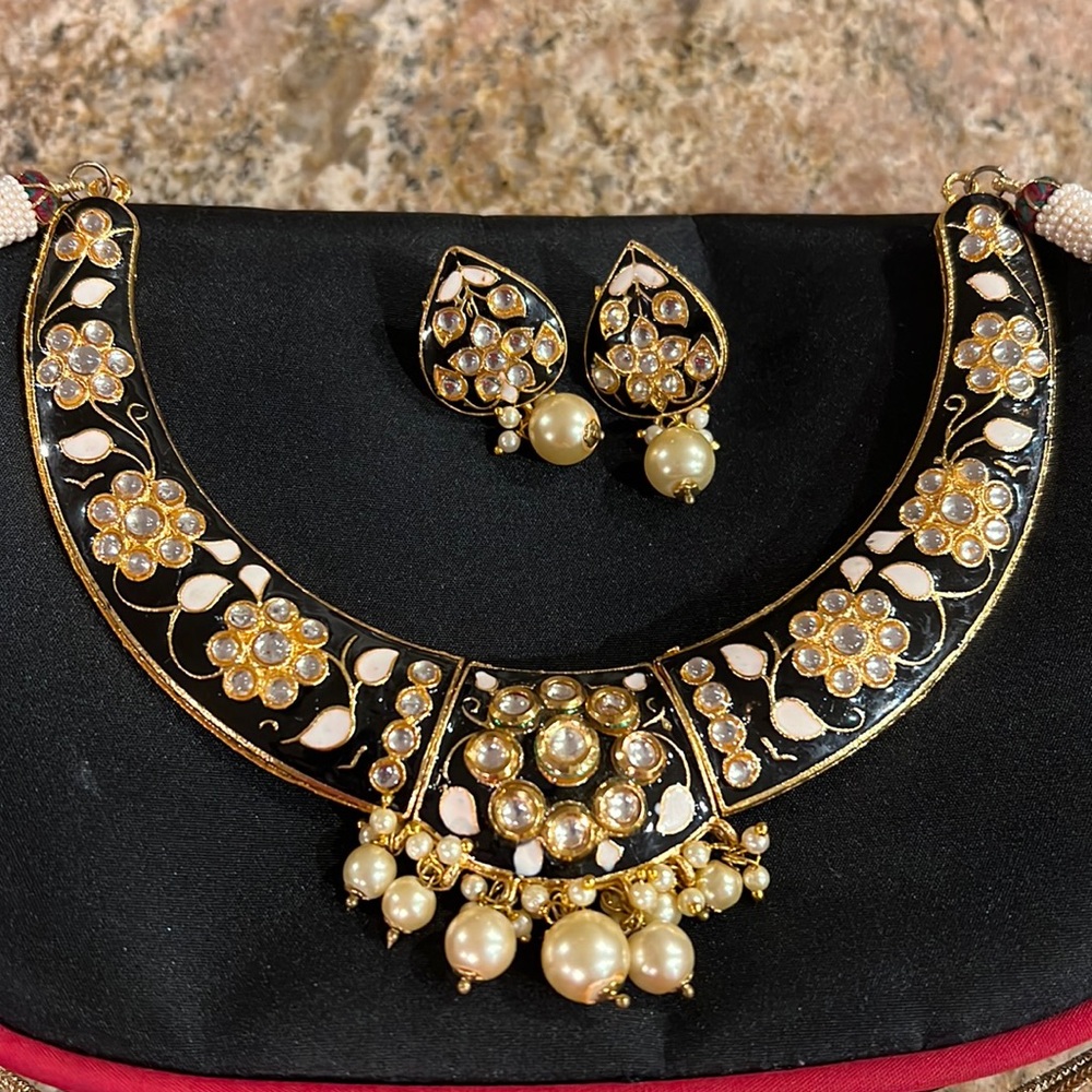 Meenakari necklace set with thappa kundan setting